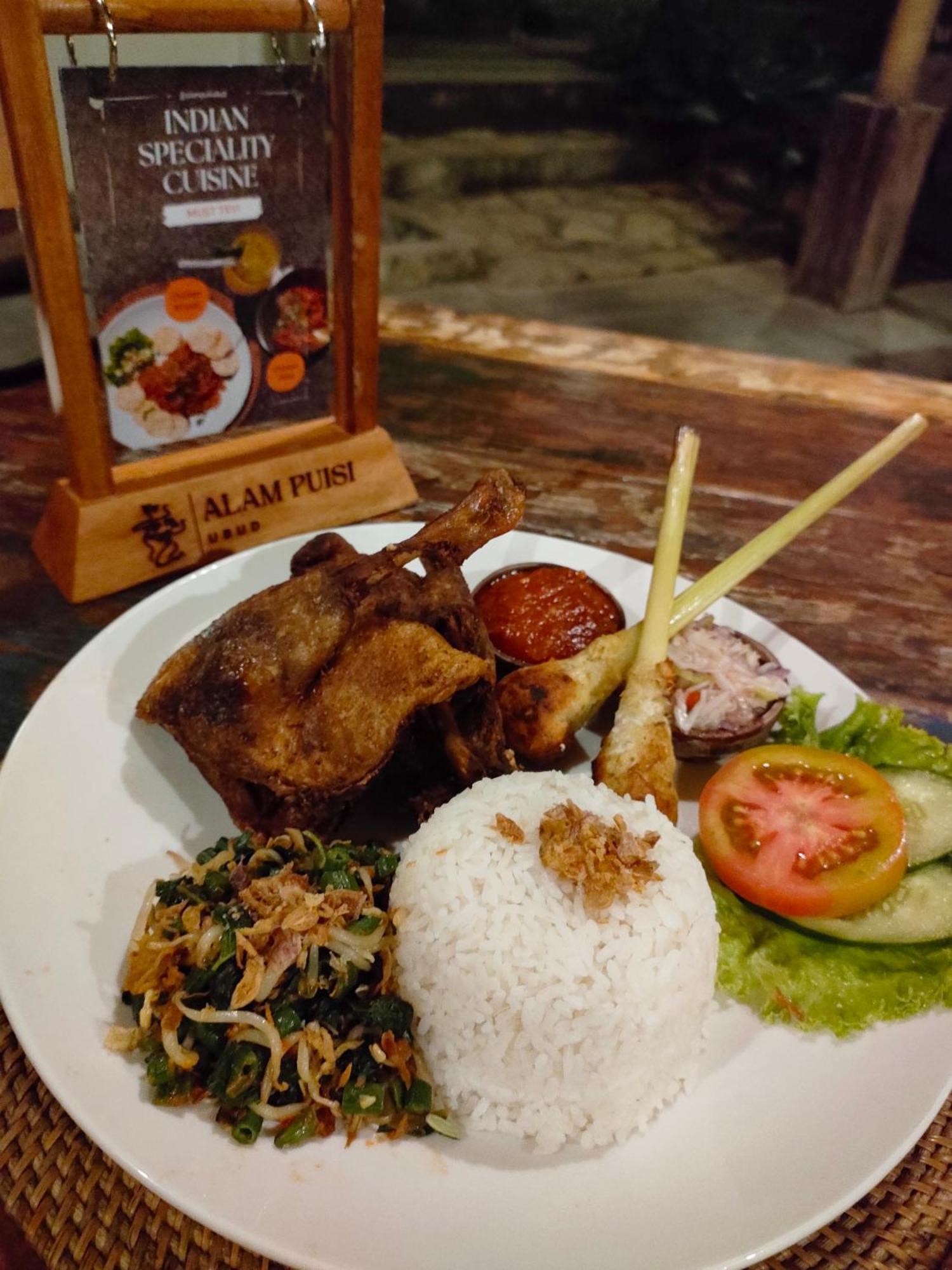 Alam Puisi Villa Ubud Esterno foto